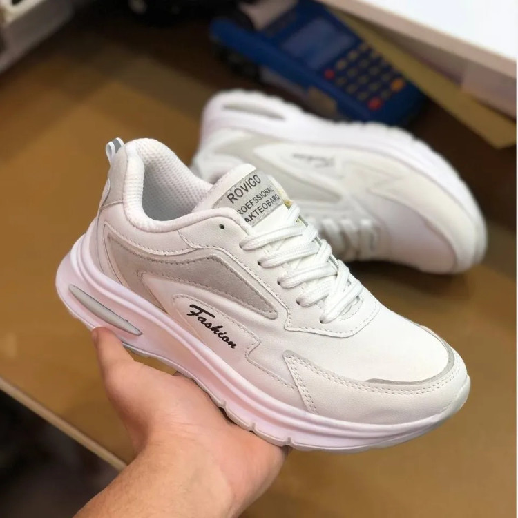 کفش چرم زنانه مدل رامینگو سفید طوسی اسپرت راحتی باشگاه دویدن پیادهروی