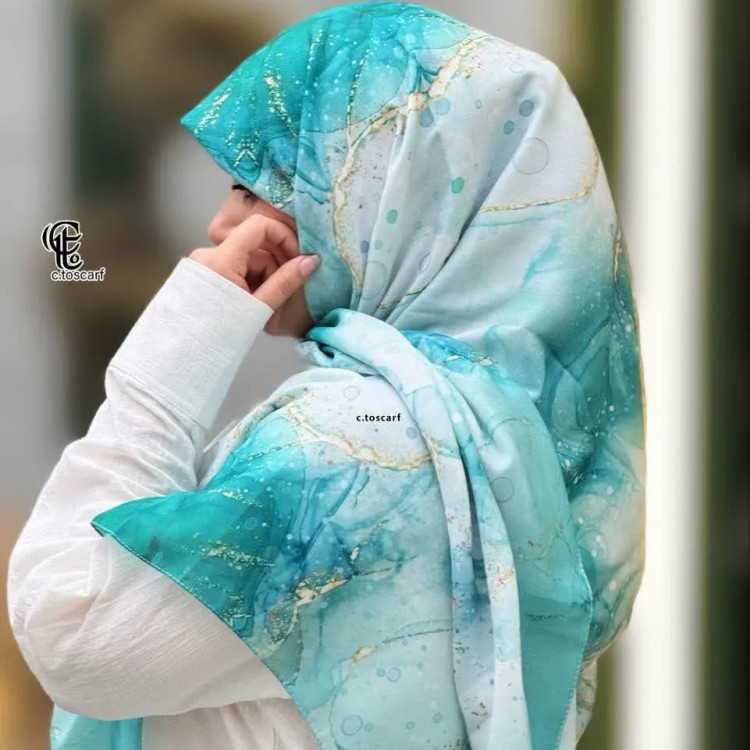 روسری نخی کاستوم طرح رزیتا قواره بزرگ سایز 140 فیروزه ای لیز نیست