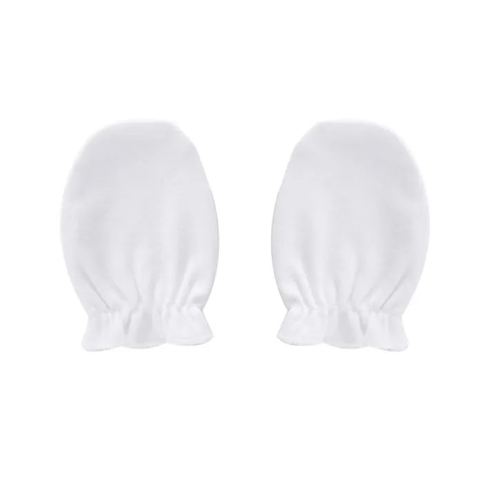 gloves-white-snow.webp