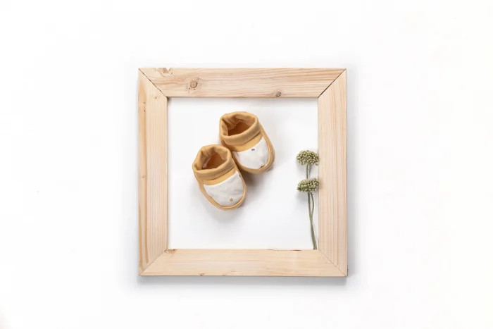 clogs-girls-merlin.webp