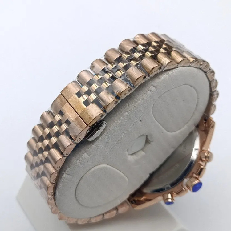 ساعت مچی مردانه سیکو طرح سه موتور صفحه مشکی رزگلد با گارانتی 12 ماهه