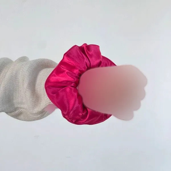 کش موی زنانه اسکرانچی ساتن
